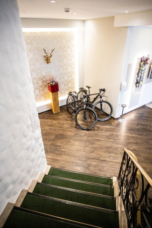 Romantik Hotel Stryckhaus วิลลิงเงิน ภายนอก รูปภาพ