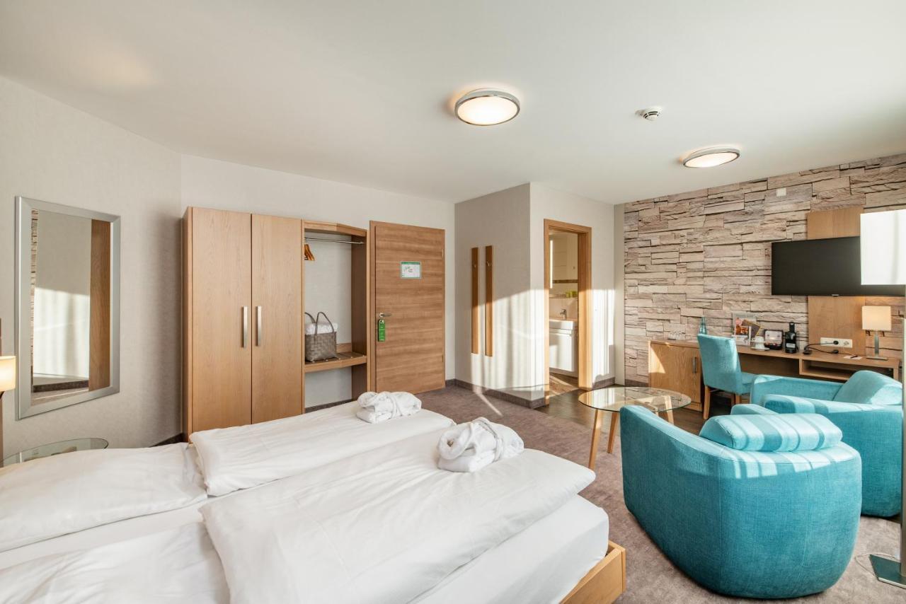 Romantik Hotel Stryckhaus วิลลิงเงิน ภายนอก รูปภาพ