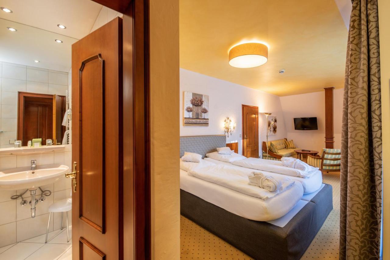 Romantik Hotel Stryckhaus วิลลิงเงิน ภายนอก รูปภาพ